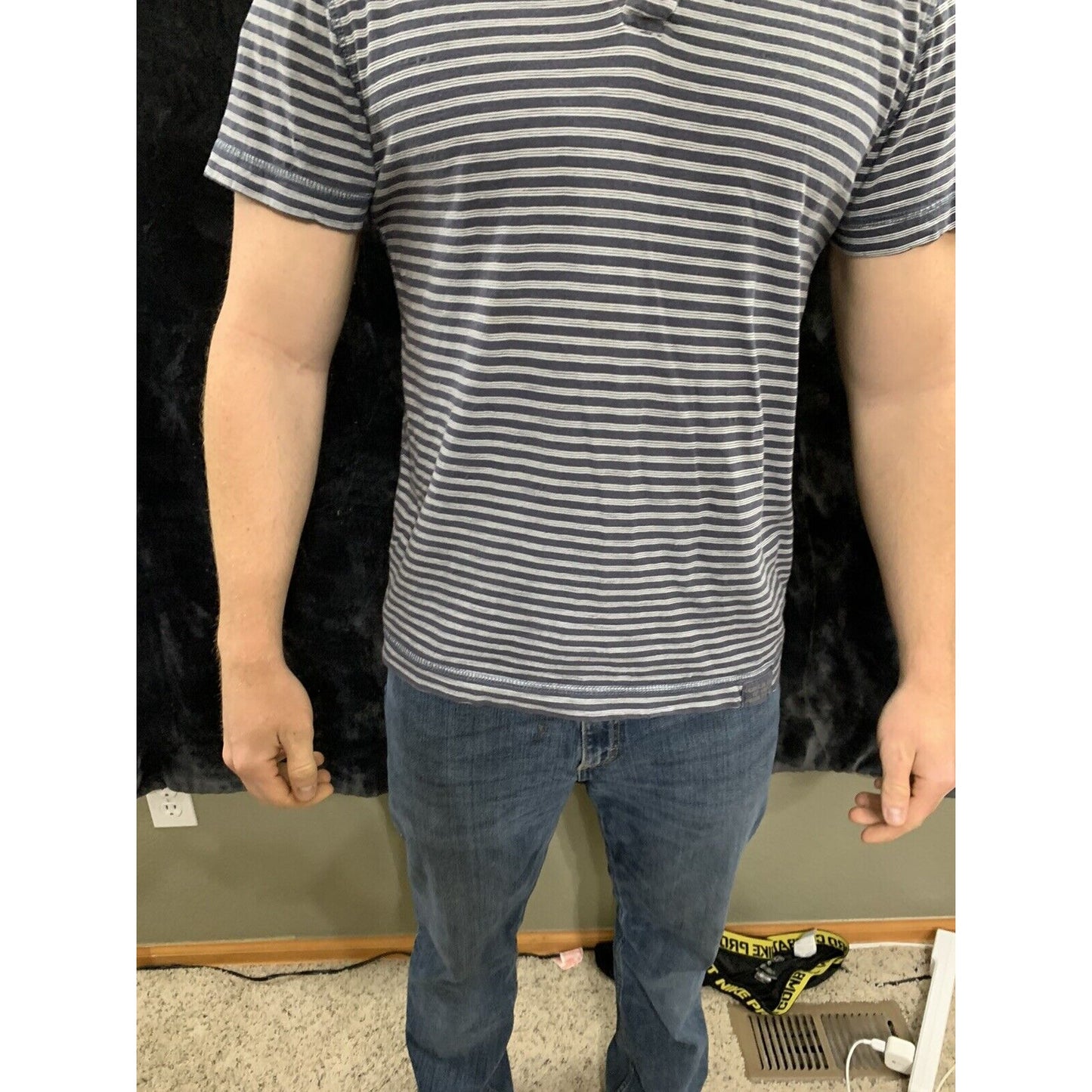 Men's Calvin Klein Jeans Short Sleeve T-Shirt Striped Size Large Black/Gray