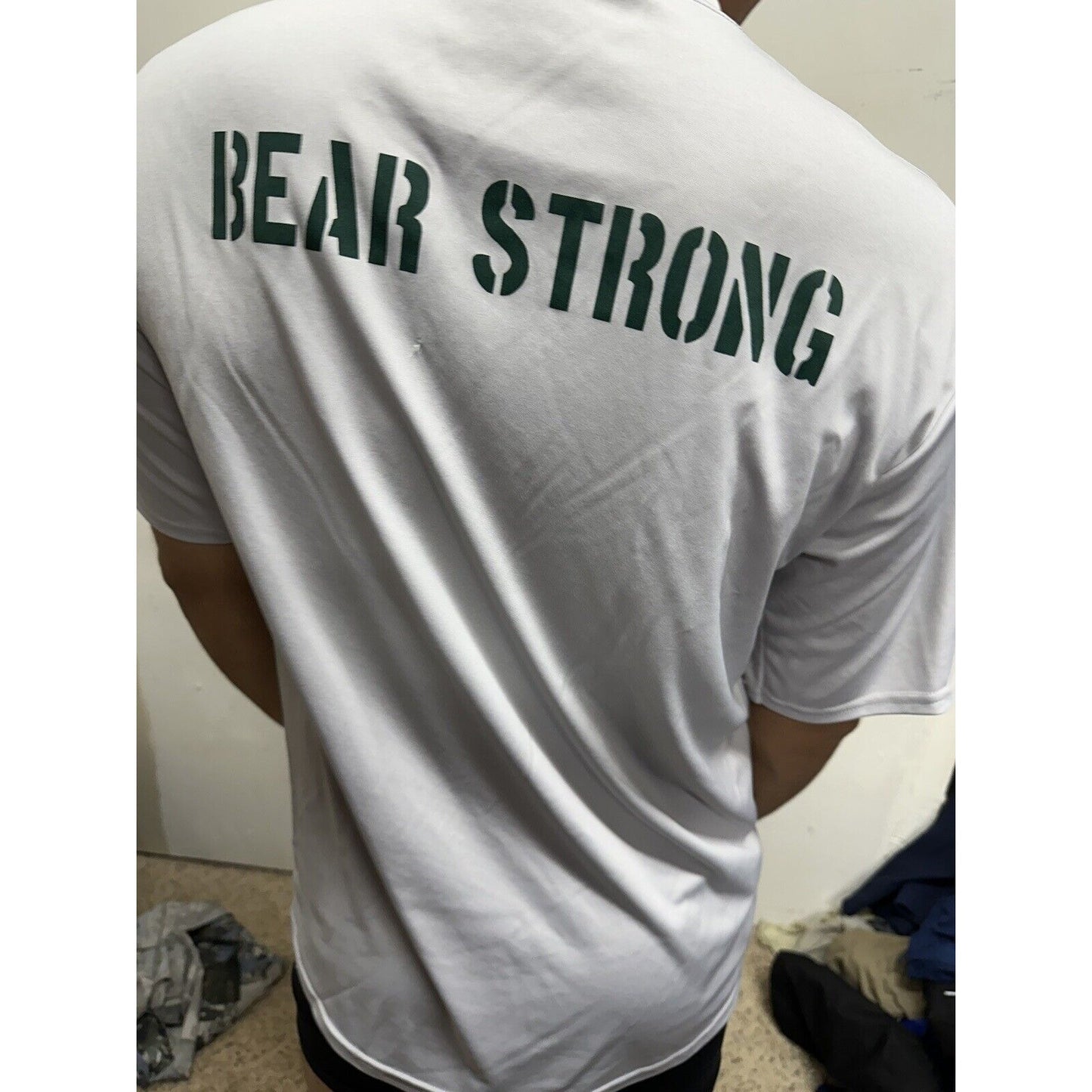 Men’s Baylor University Army ROTC Bear Strong Fits Like A medium