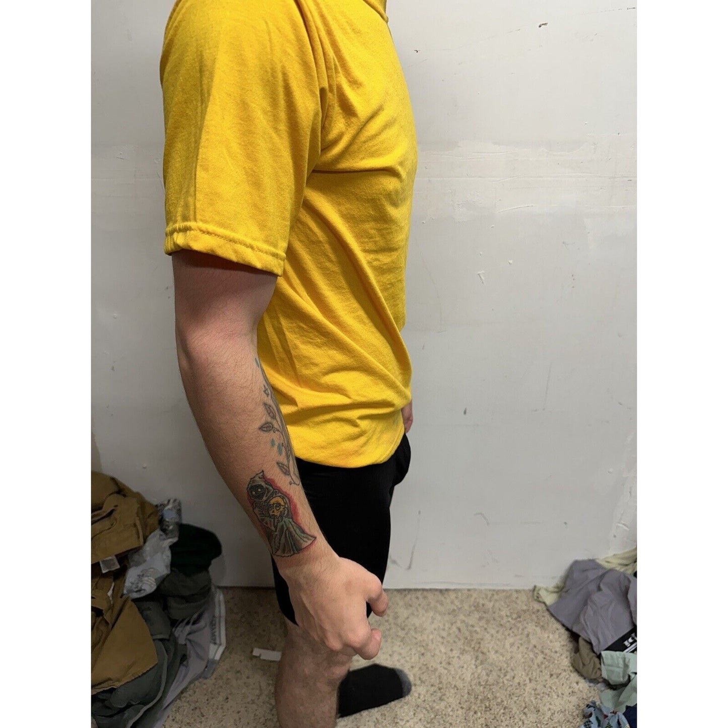 Men’s  Yellow Navy Physical Fitness Uniform Short Short Sleeve Small