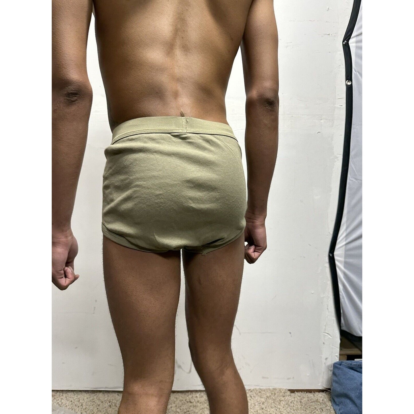 Men’s size 34 army issued CAC briefs brown