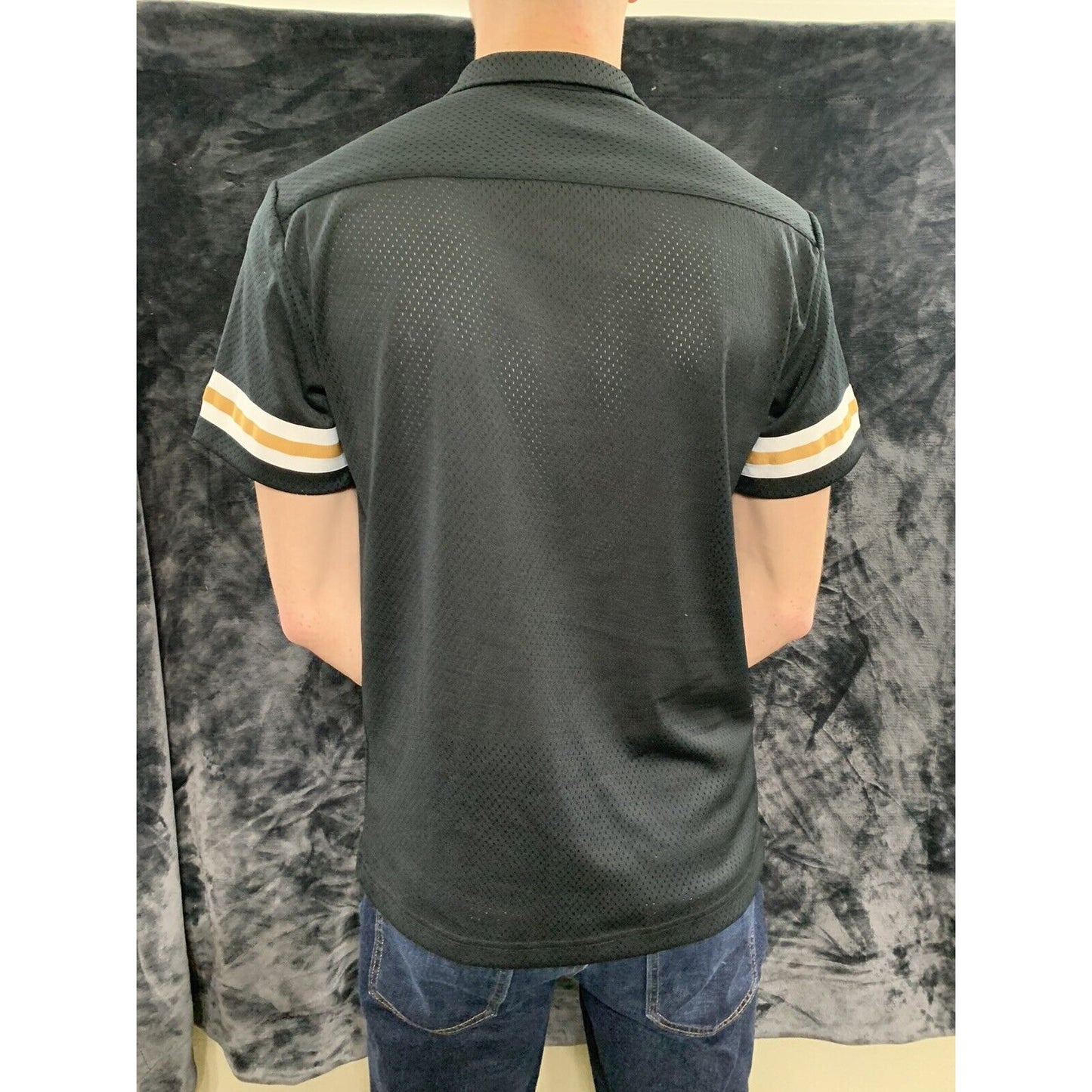 Forever 21 Men’s Small Mesh Black Button Up Short Sleeve Shirt