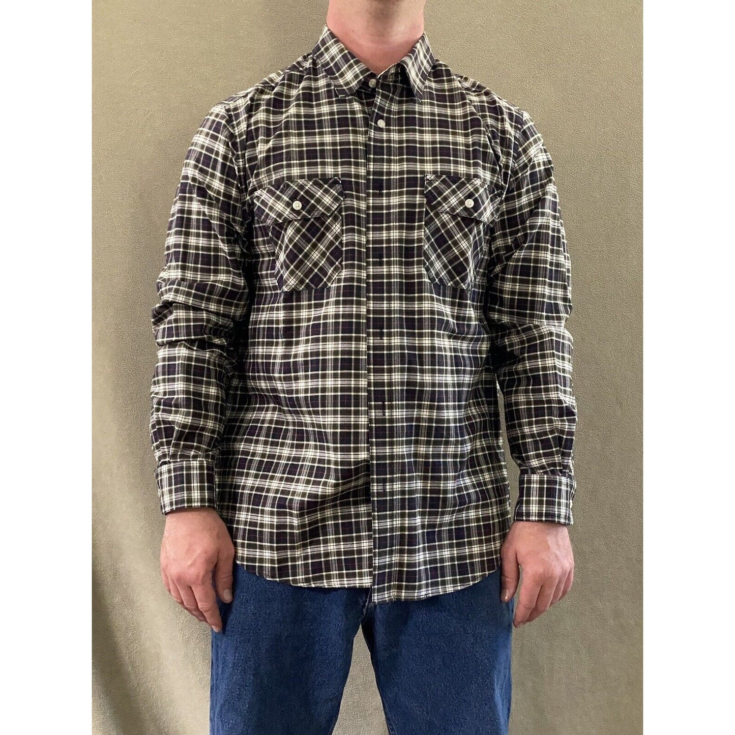 Chaps Surplus Men’s Large Green White Plaid Button-down Fitted Long Sleeves