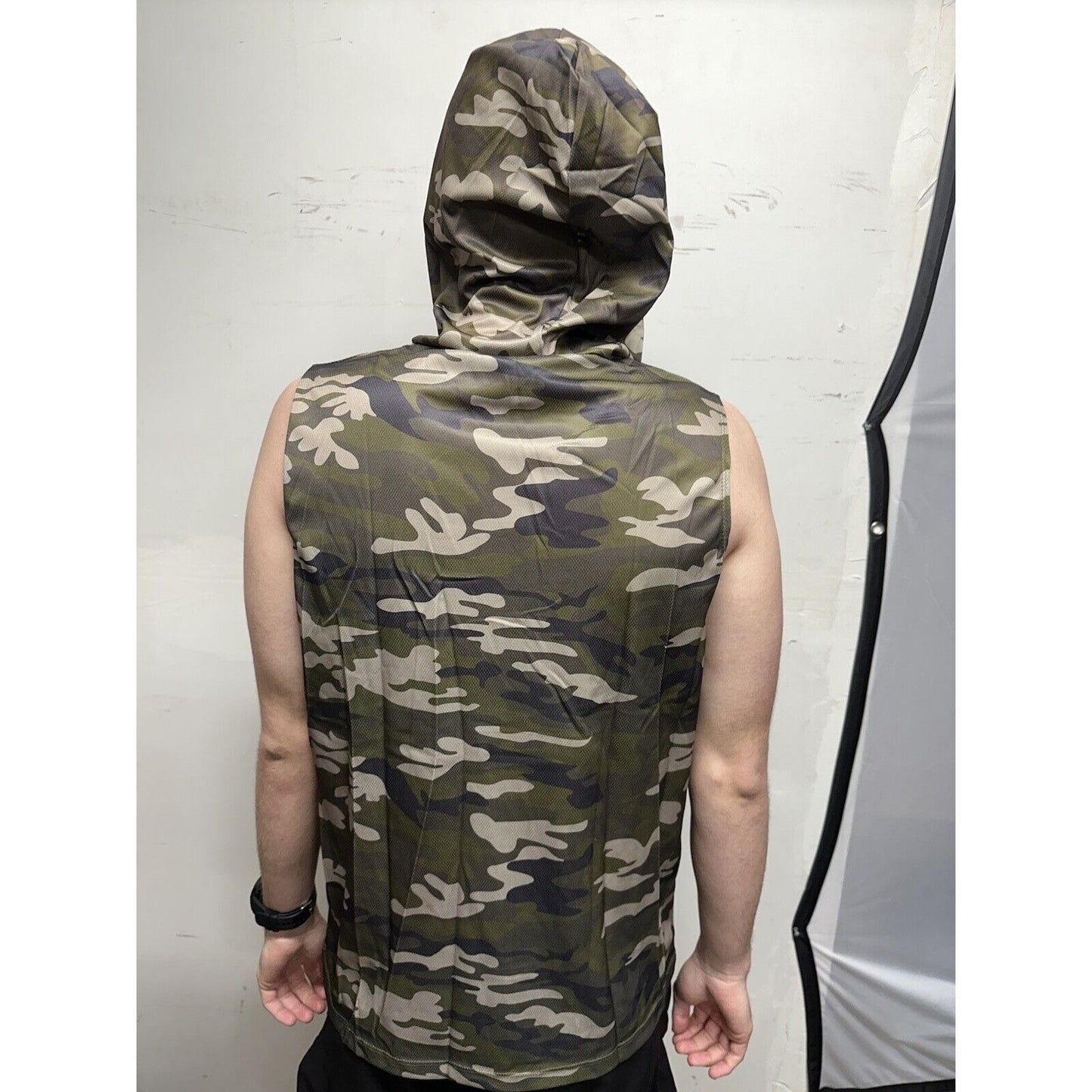 Men’s Green Camo Hoodie Polyester Sleeveless Pullover