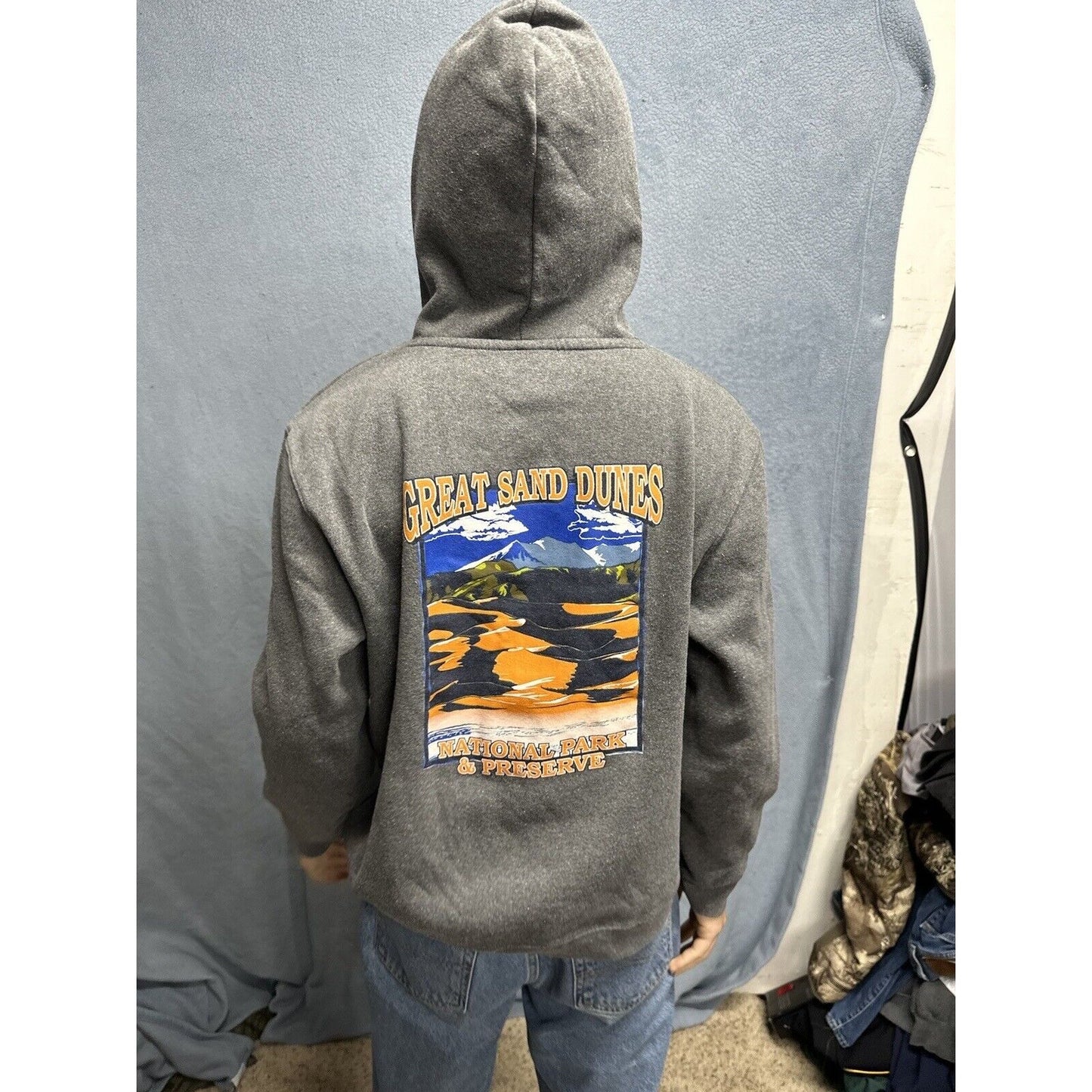 Men’s Gray XL Hoodie Pullover Lone Rock Great Sand Dunes National Park Colorado