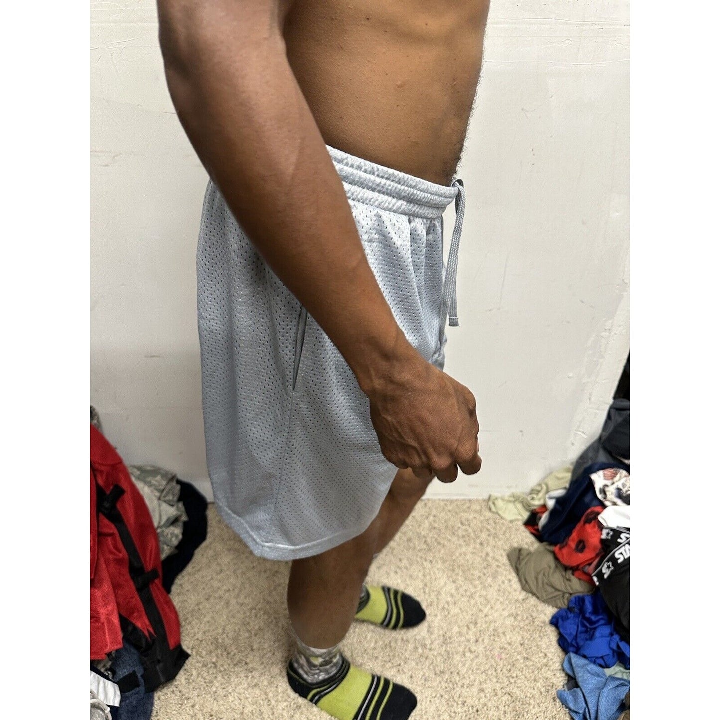 Men’s Gray Starter Medium Athletic Shorts With Pockets