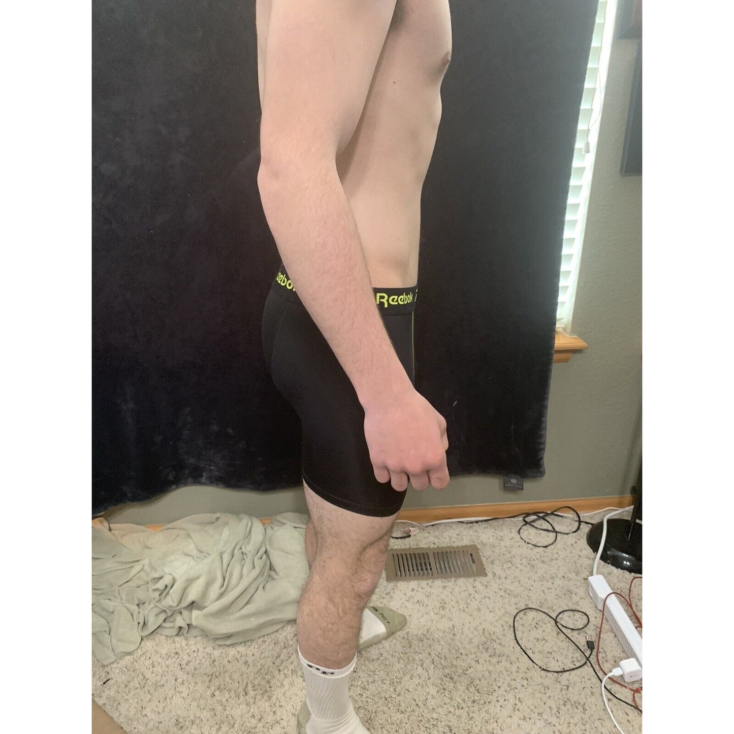 Men’s Reebox Black Compression Shorts Medium 10% Spandex With Yellow Band