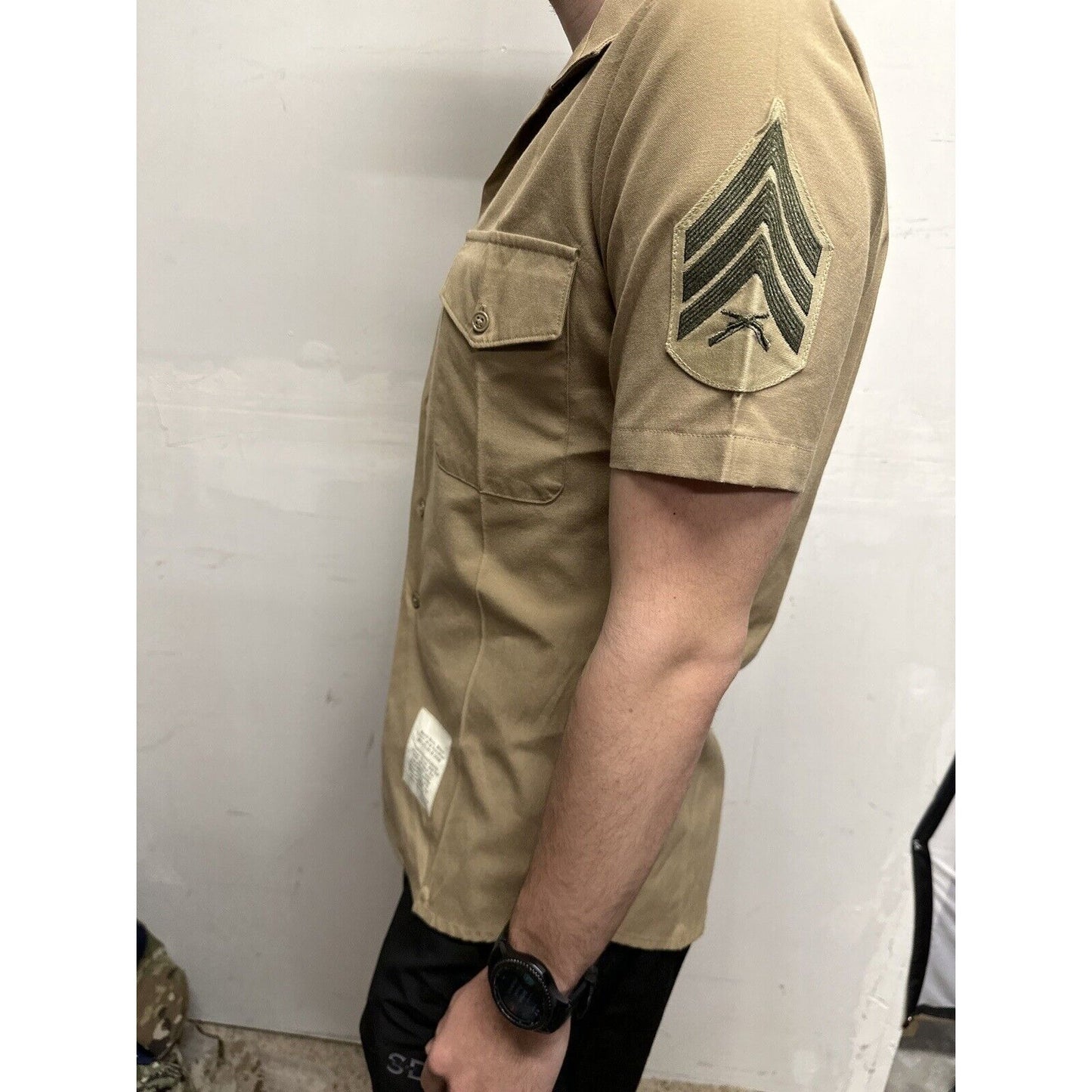Men’s Medium Usmc Marine Button Up Uniform Shirt