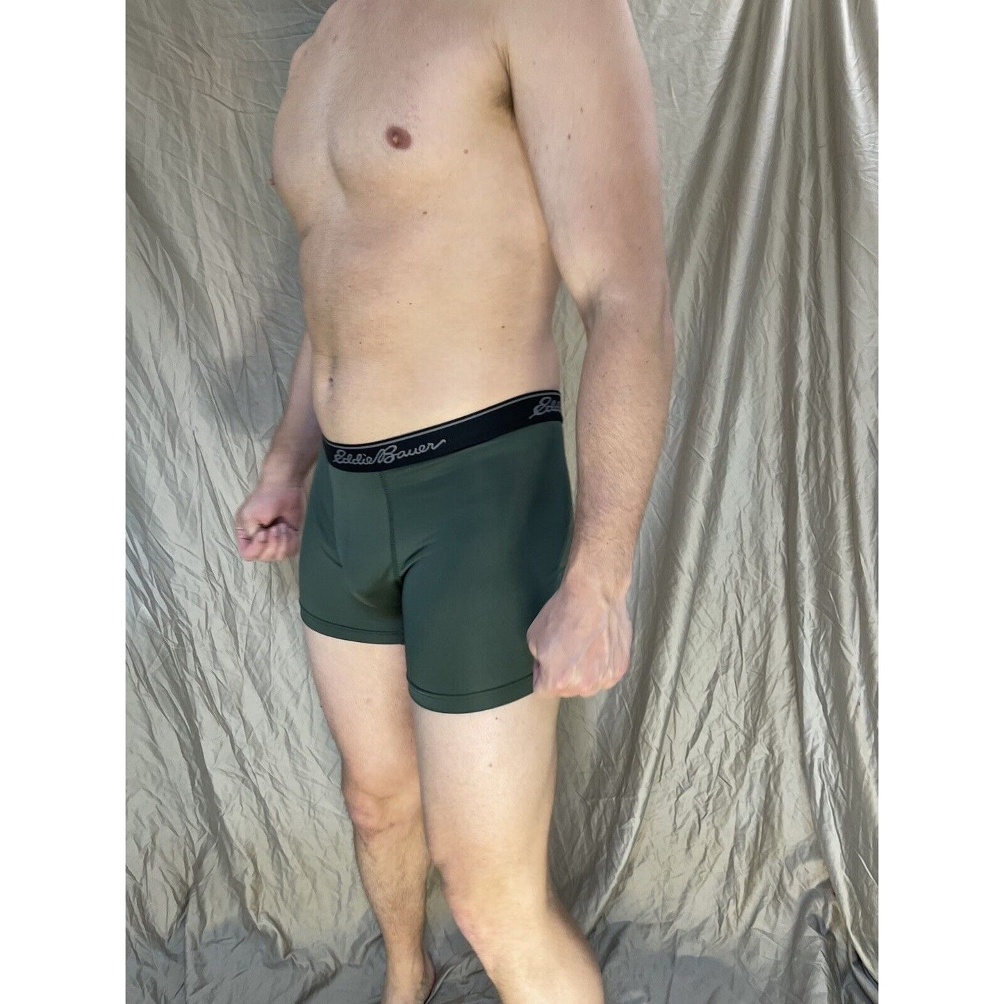 men's eddie bauer medium compression shorts 8% spandex Olive Green