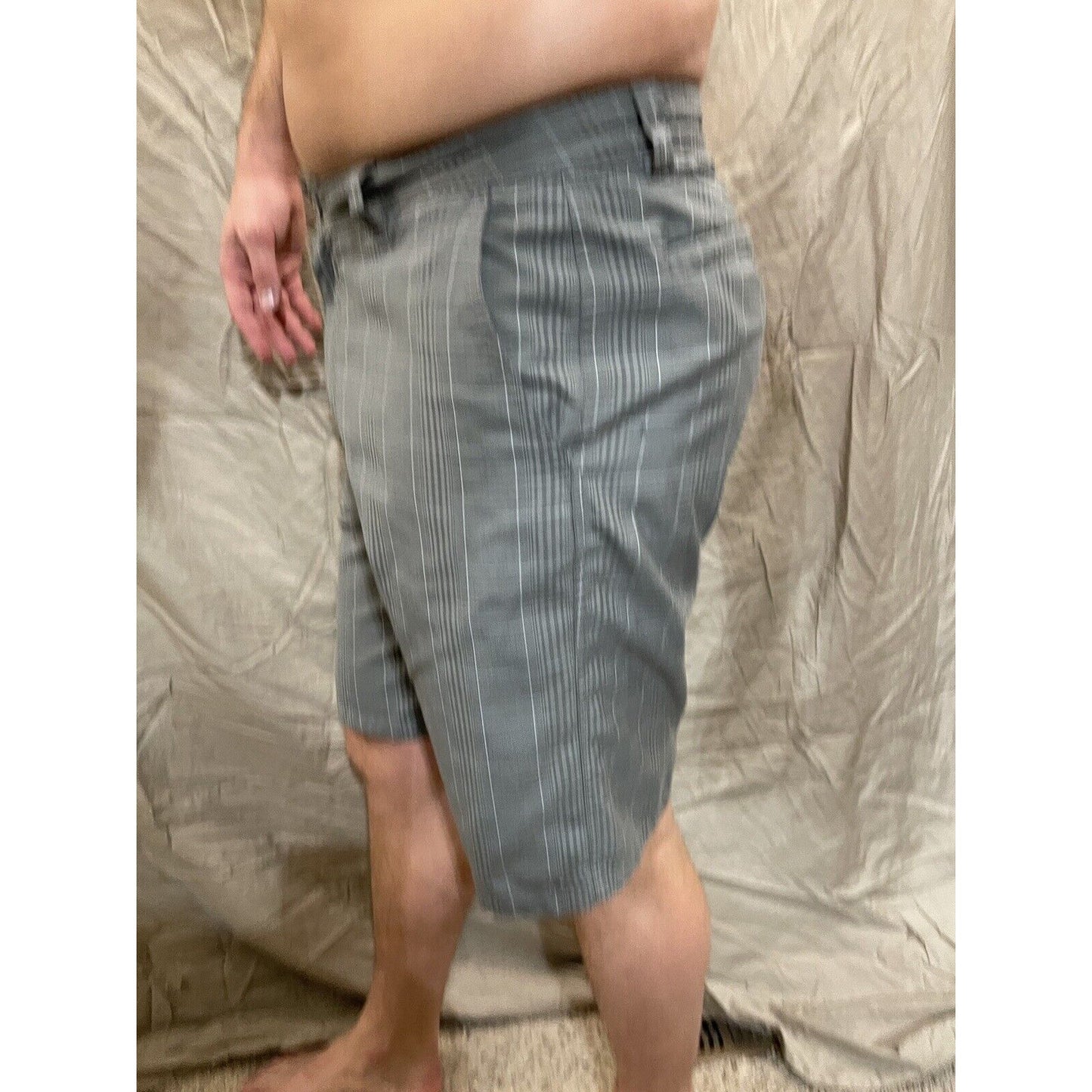 O'Neill Men Chino Shorts Size 34 Gray Plaid Casual 4 Pockets Logo Embroidered