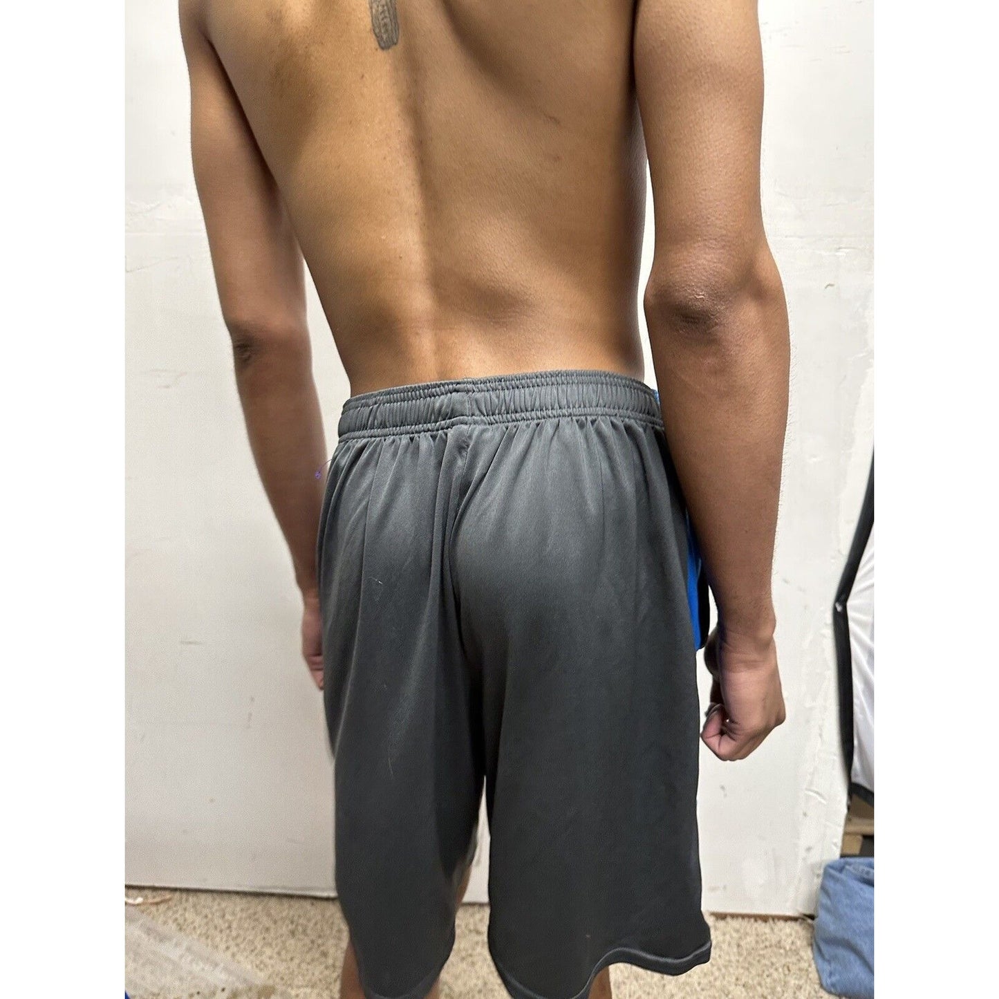 Men’s champion duo dry medium gray athletic shorts
