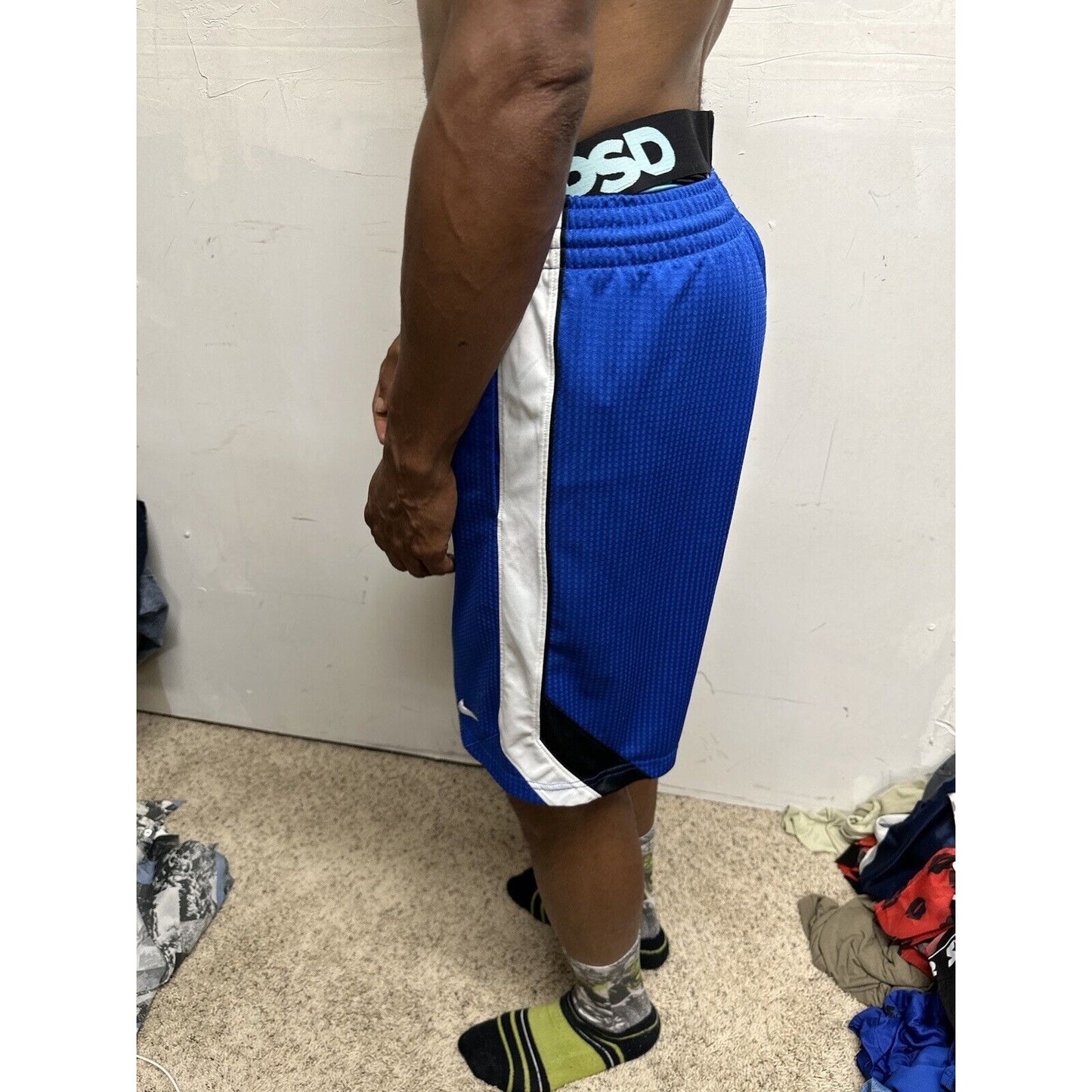 Men’s Blue Nike With Pockets Small Athletic Shorts