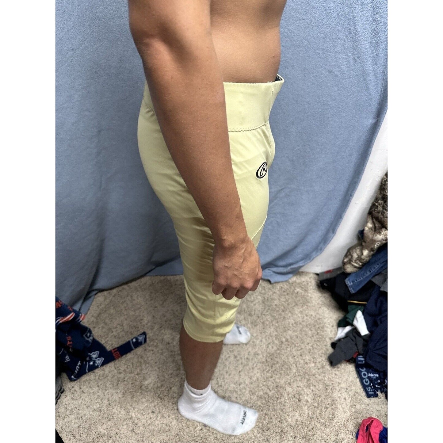 Men’s Gold Rawlings Football Pants Nylon And Spandex Size Large