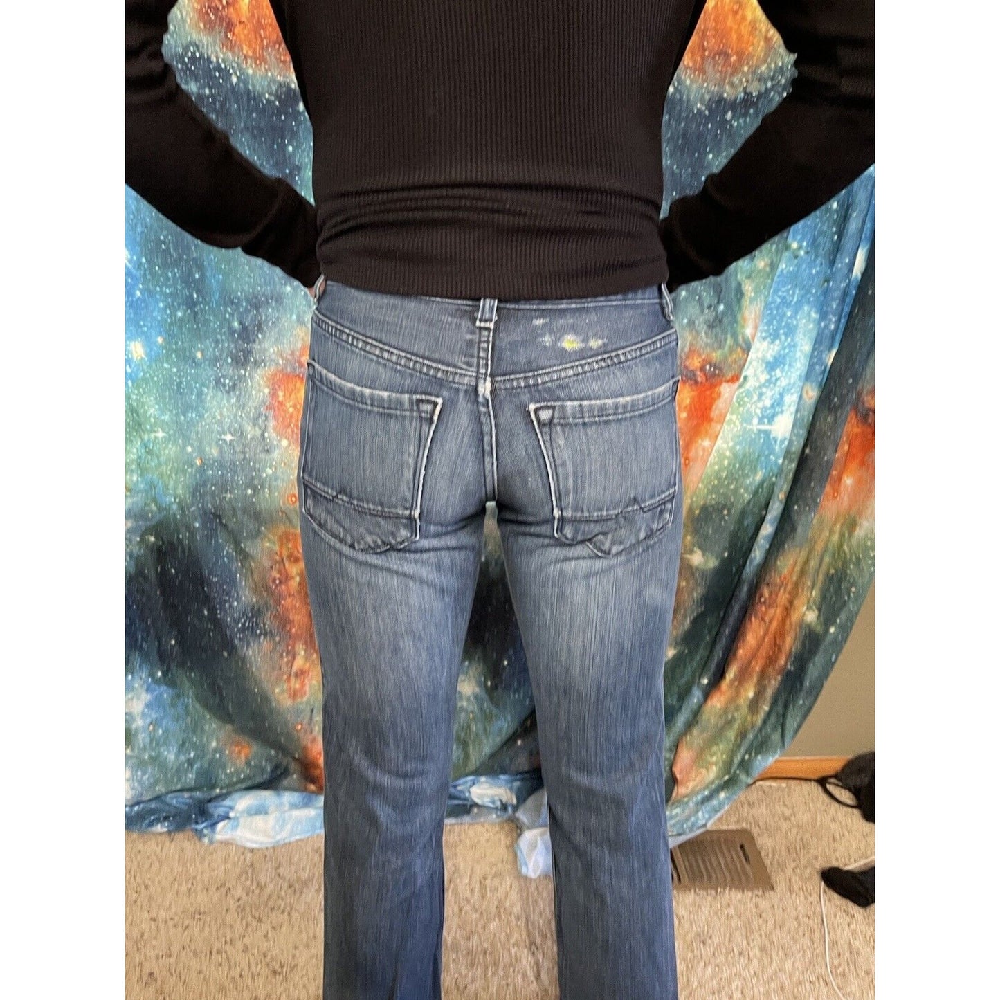 Men’s Urban Pipeline Slim Straight 29 x 30 blue distressed jeans