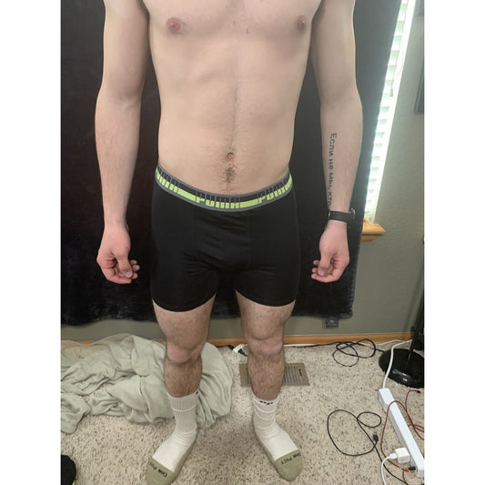 Puma Men’s Black Compression Shorts Medium 15% Spandex Yellow & Black Band