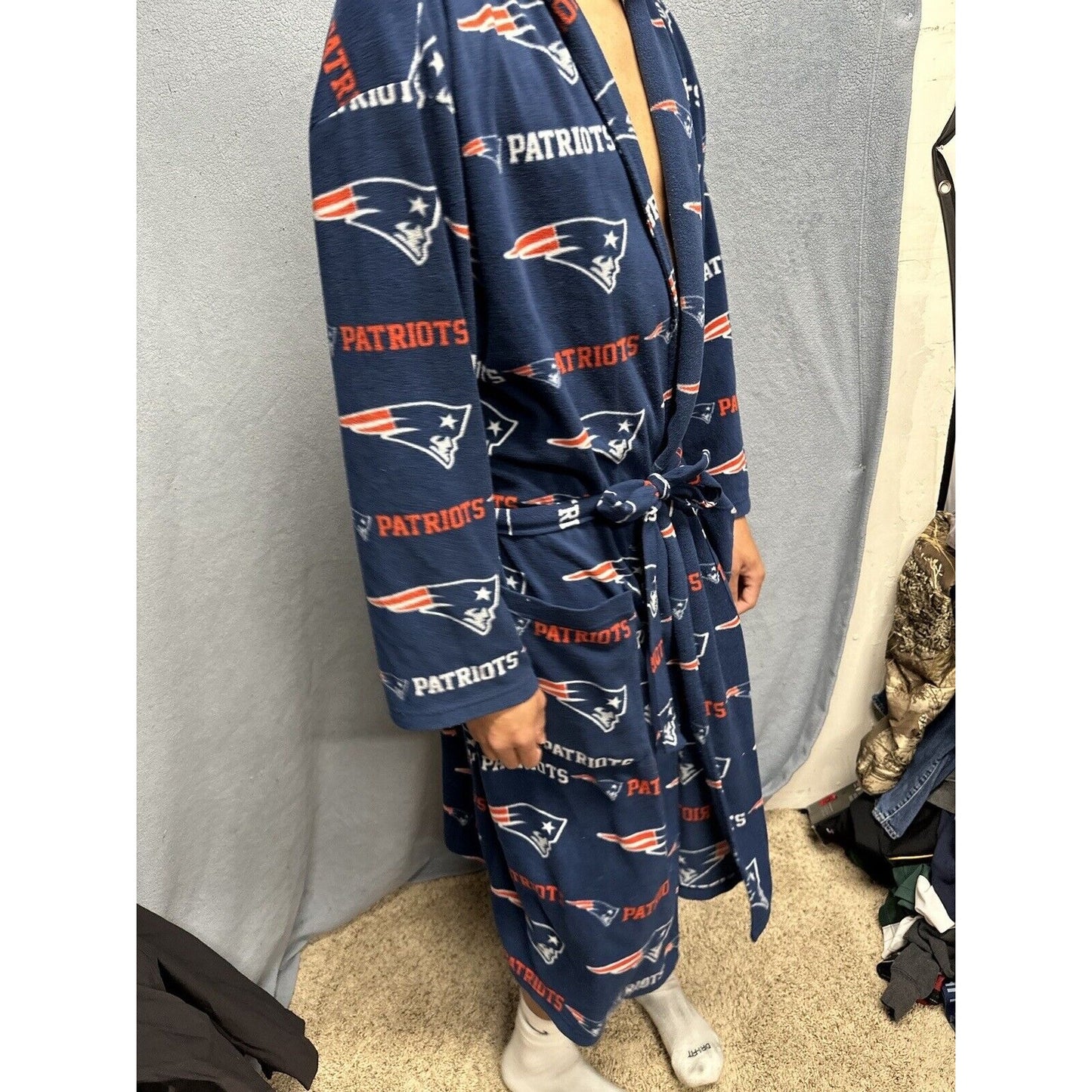 Men’s New England Patriots Team NFL Apparel Sleepwear One Size Fits Most Robe