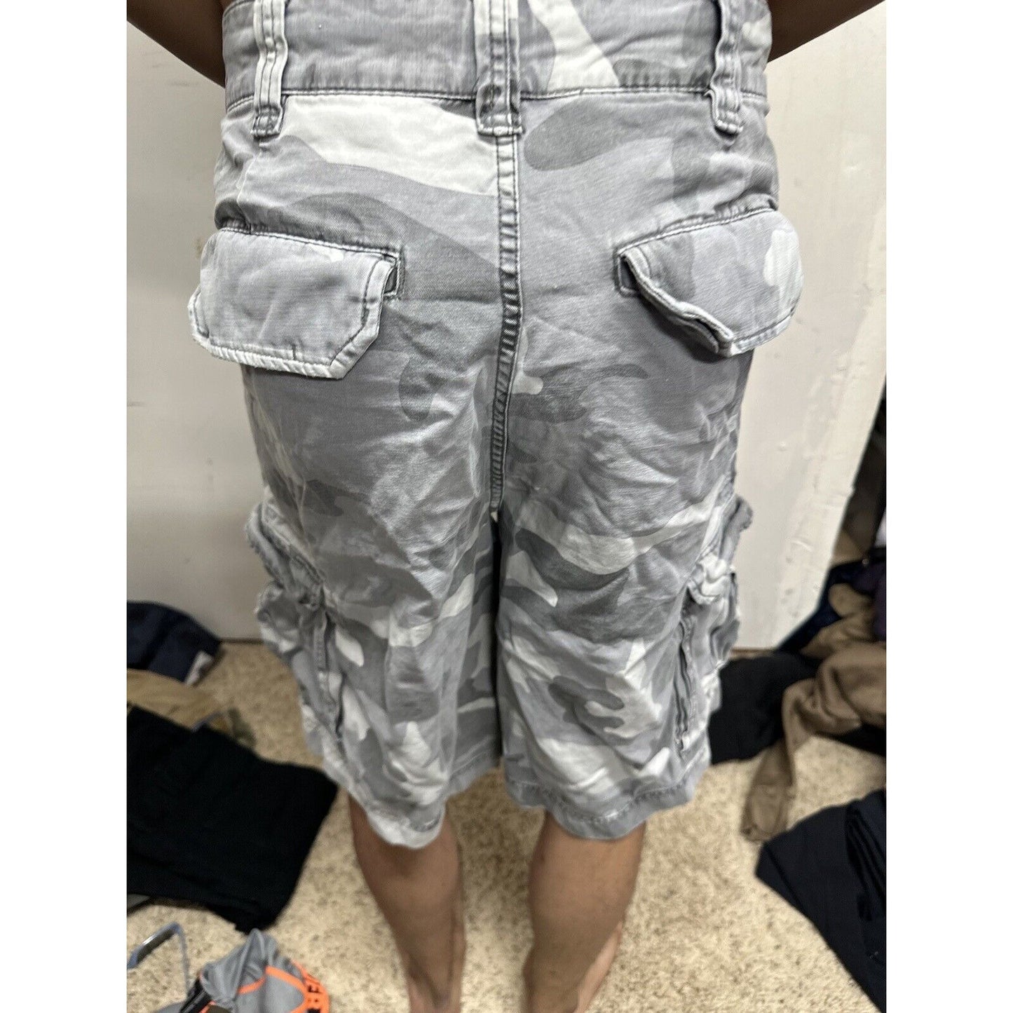 Men’s Gray Camo Cargo Shorts Cargo Supply Waist 34