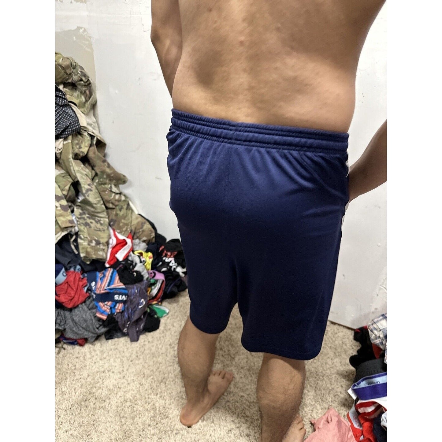 Men’s Dark Blue Large Under Armour Athletic Shorts With Pockets