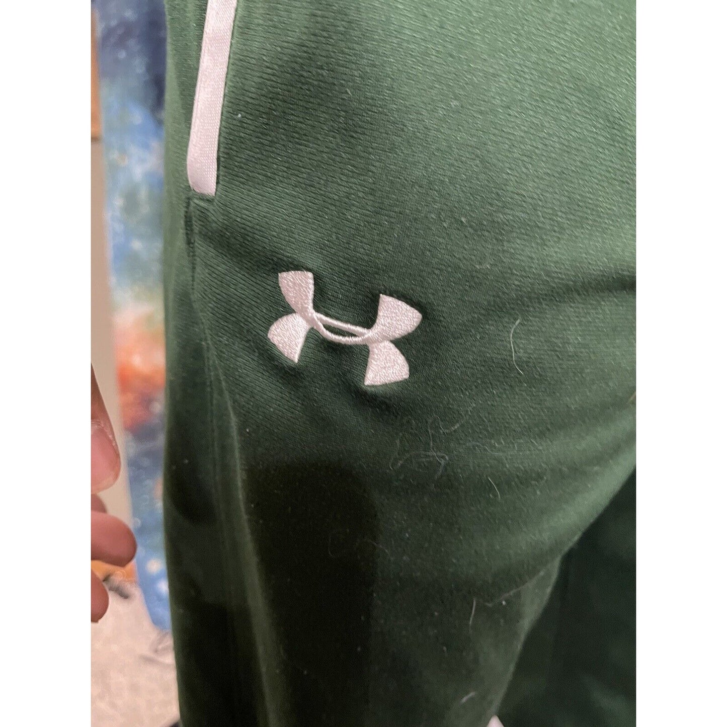 Men’s Medium Dark Green Under Armor Eagles Basketball sweatpants