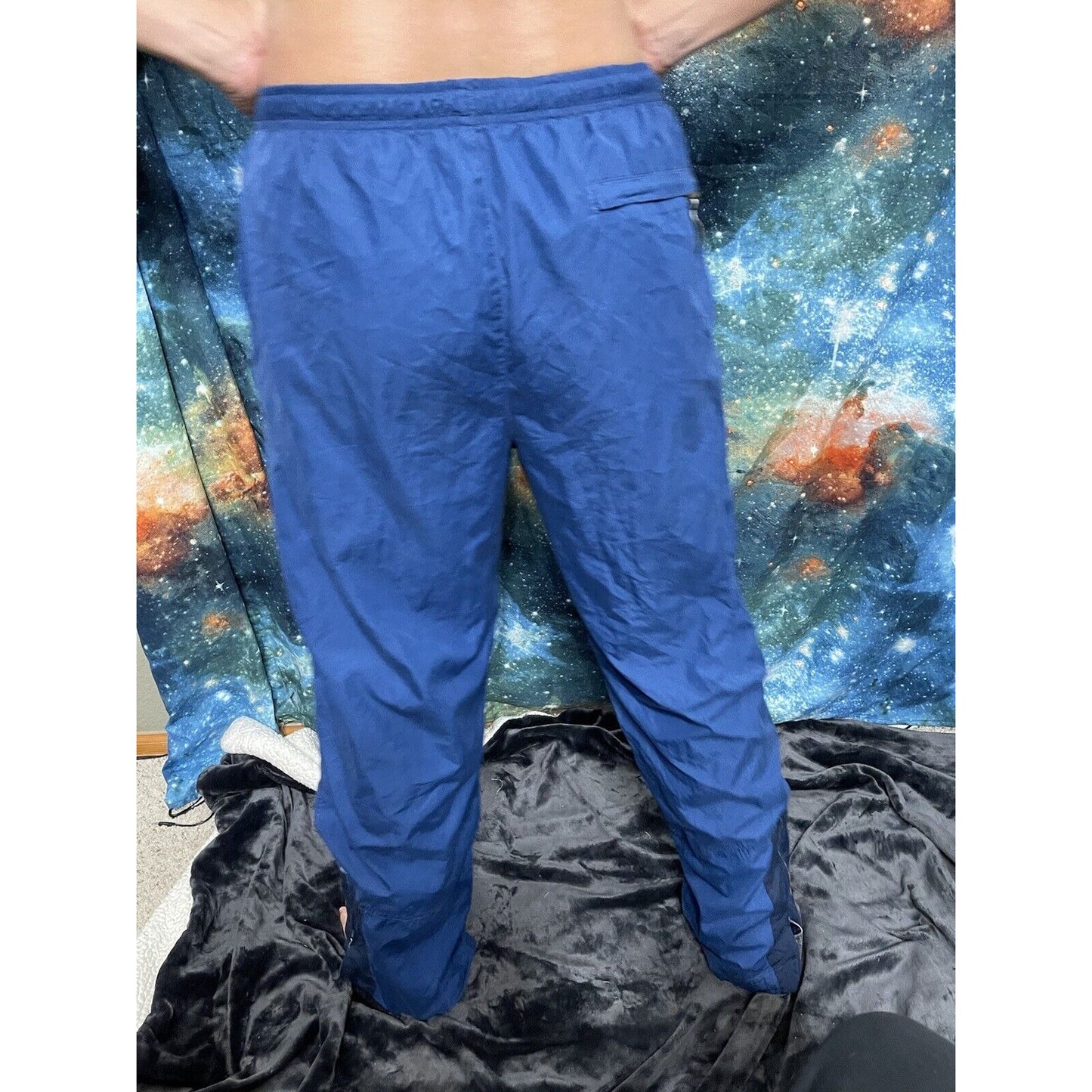 Men’s Nike Large Blue Track Pants with Pockets