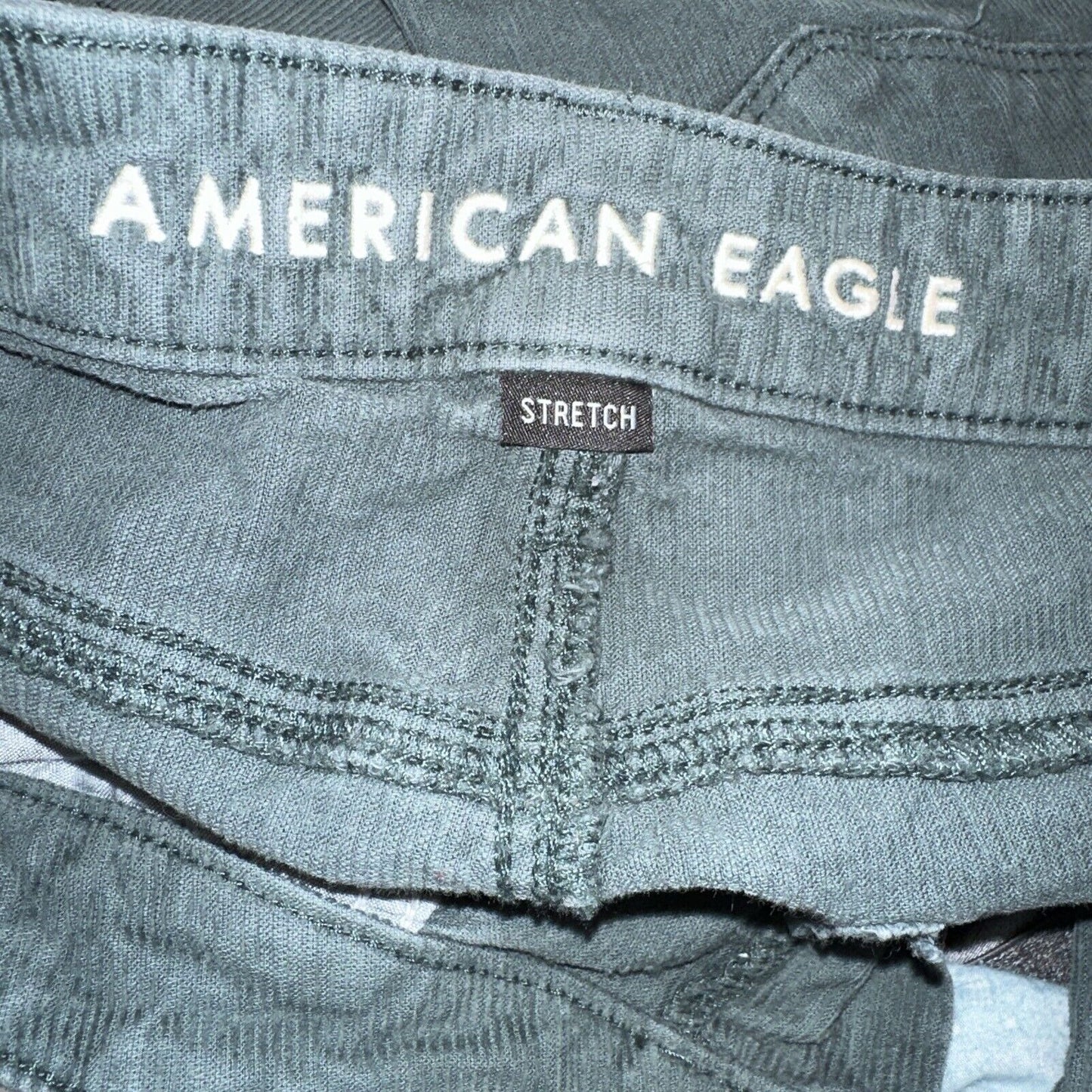 American Eagle 90s Straight Pants Green Corduroy Women's Size 8 Reg Mom Straight