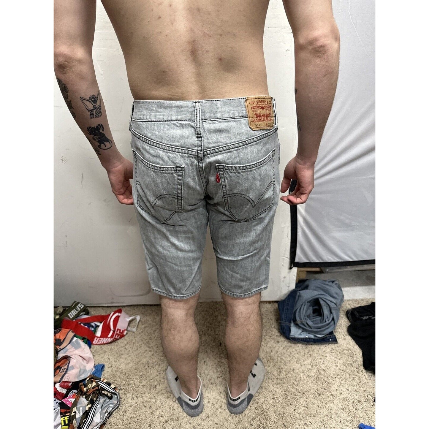 Men’s Gray Slim Straight Levi’s 514 Denim Shorts Size 32