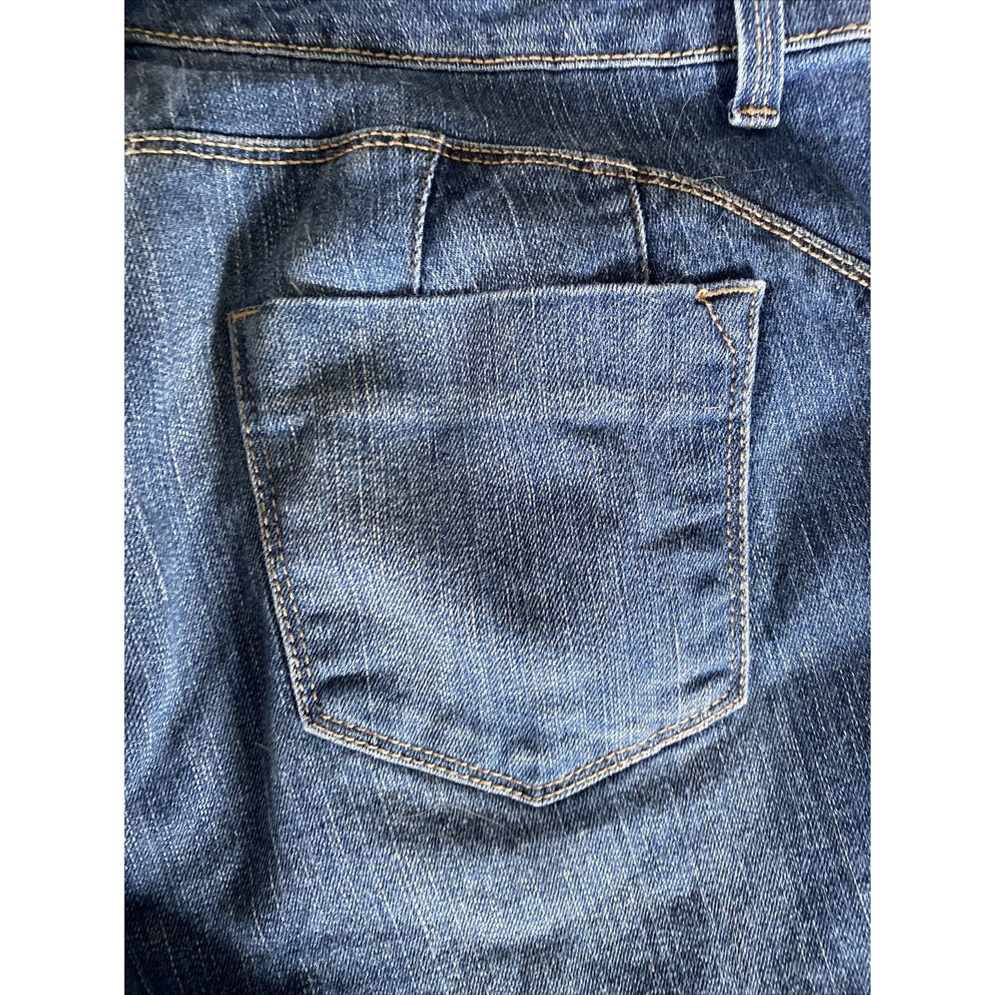 Nine West Women’s Size 12/30 Average Cotton Stretch Denim Capri Jeans