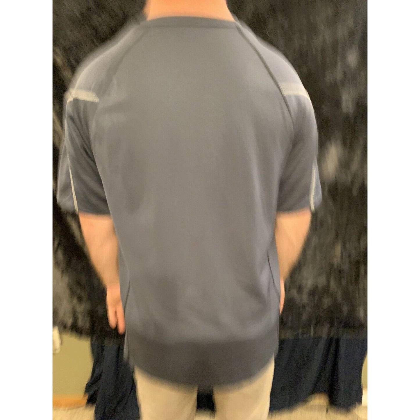 Men’s Speedo UV Block The Burn Swim Shirt Gray Size Large