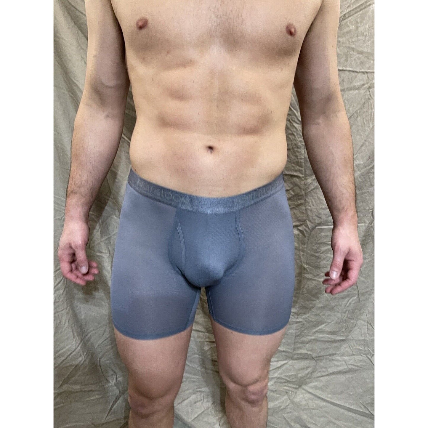 men's gray fruit of the loom everlight medium boxer briefs new and never worn