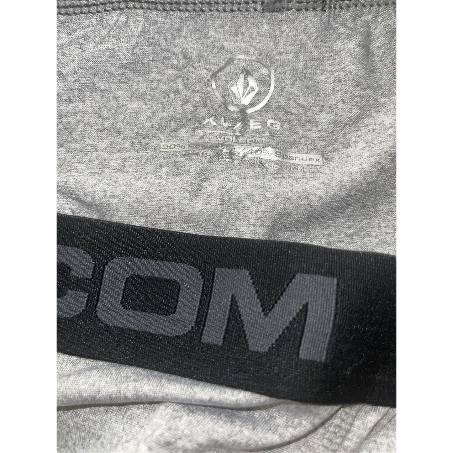 Men’s Extra Large Volcom Gray 10% Spandex Compression Shorts XL