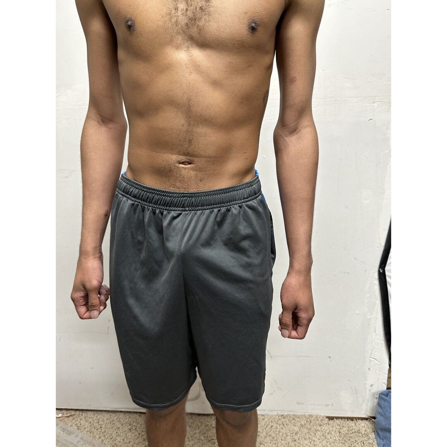 Men’s champion duo dry medium gray athletic shorts