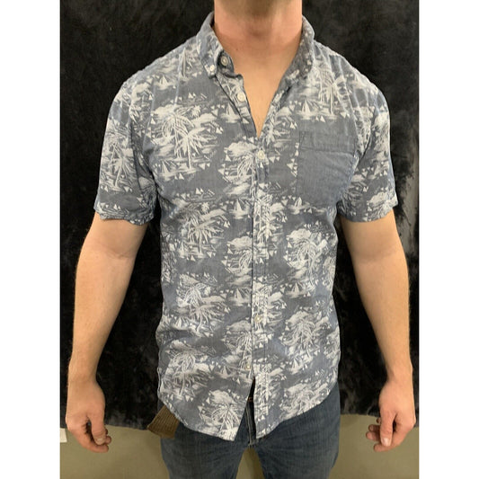 Retrofit Brand Button-up Shirt, Blue Sz Medium - Tropical / Hawaiian Pattern