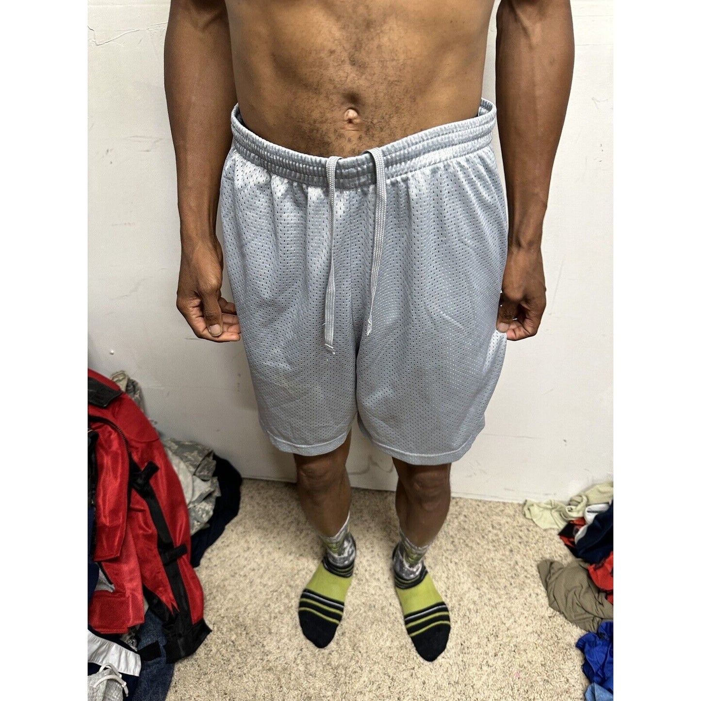 Men’s Gray Starter Medium Athletic Shorts With Pockets