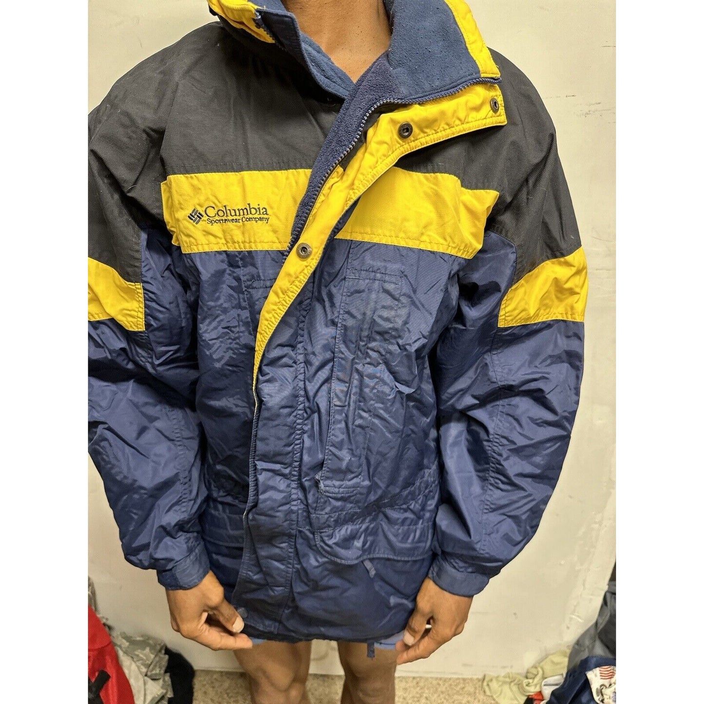 Men’s Large Columbia Sportwear Snow Jacket Black Navy Blue Full Zip