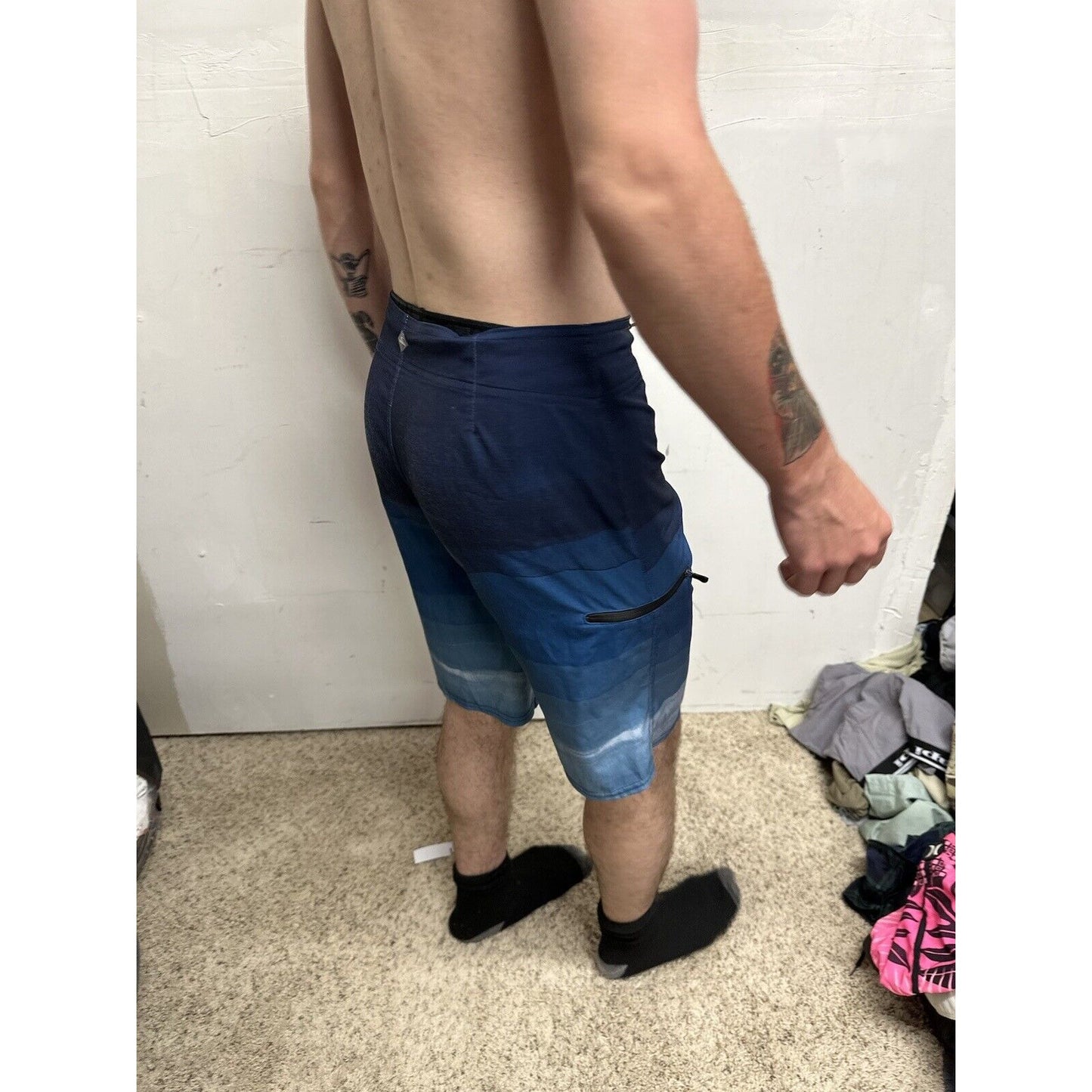 Men’s Size 29 O’Neill Board Shorts Bathing Suit Trunks Blue