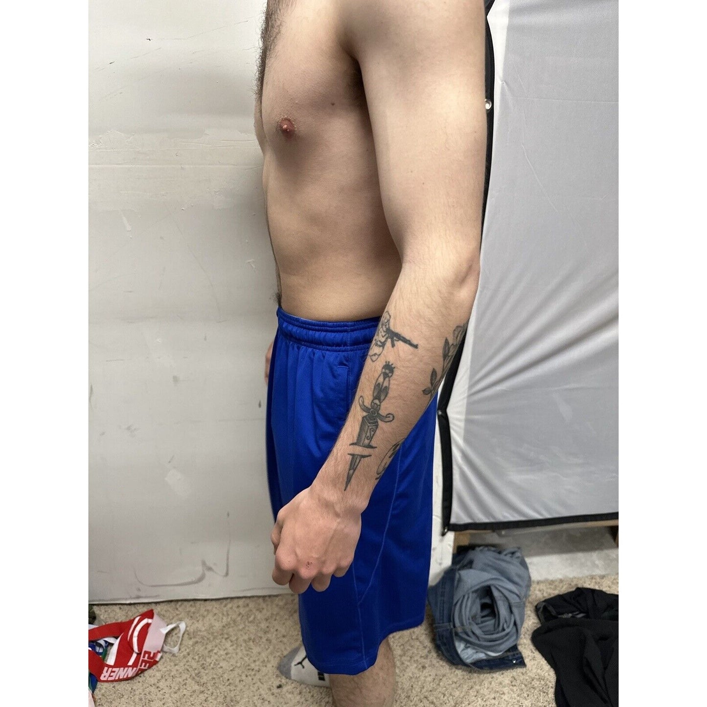 Men’s Medium Royal Blue Under Armour Athletic Shorts