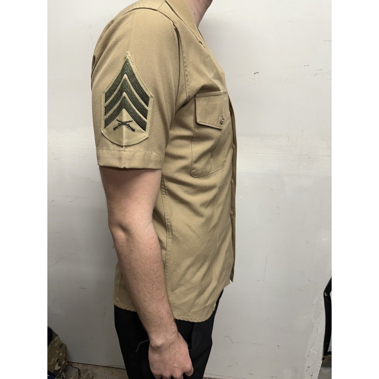 Men’s Medium Usmc Marine Button Up Uniform Shirt