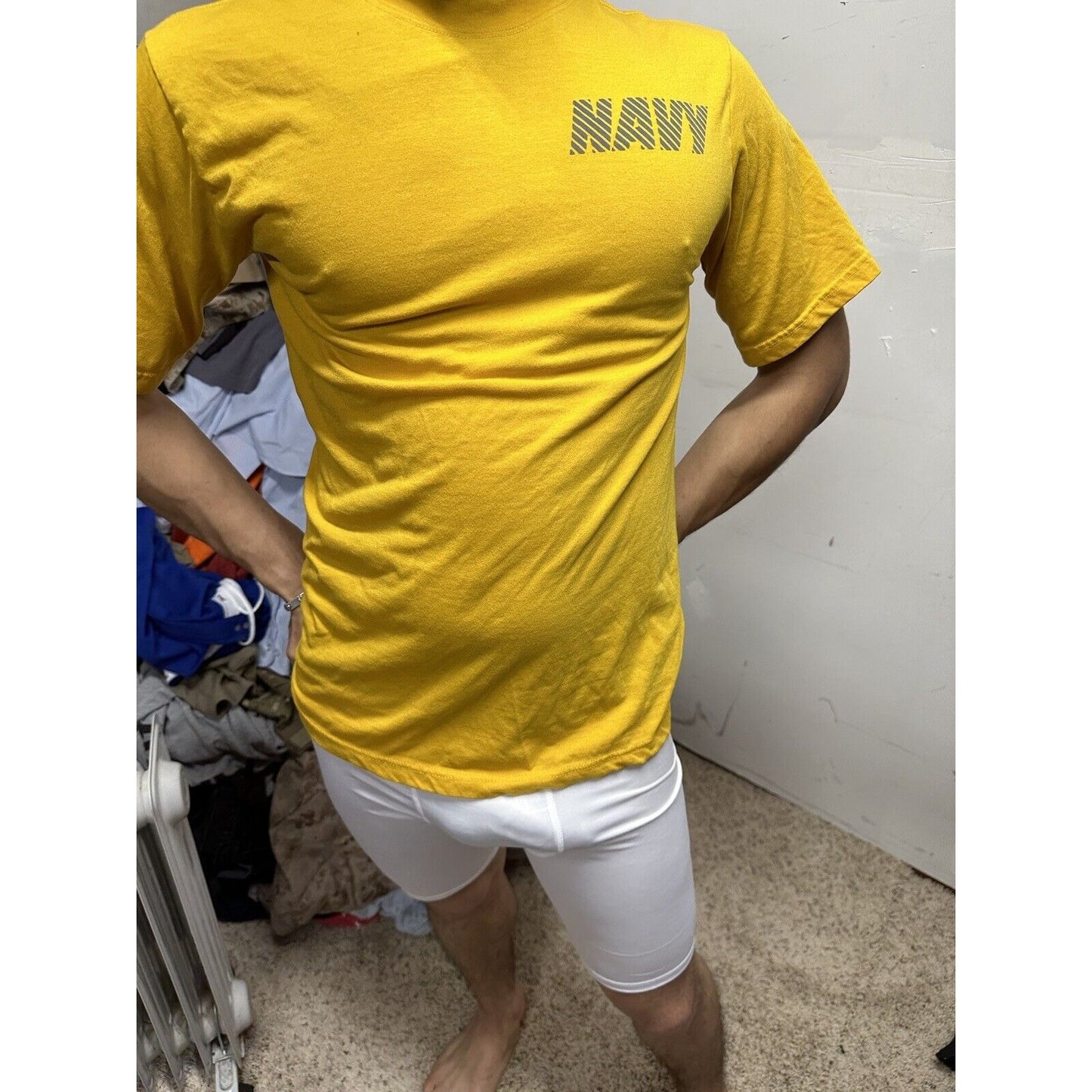 Men’s US Navy Small Yellow PT Physical Fitness Uniform Shirt Short Sleeves
