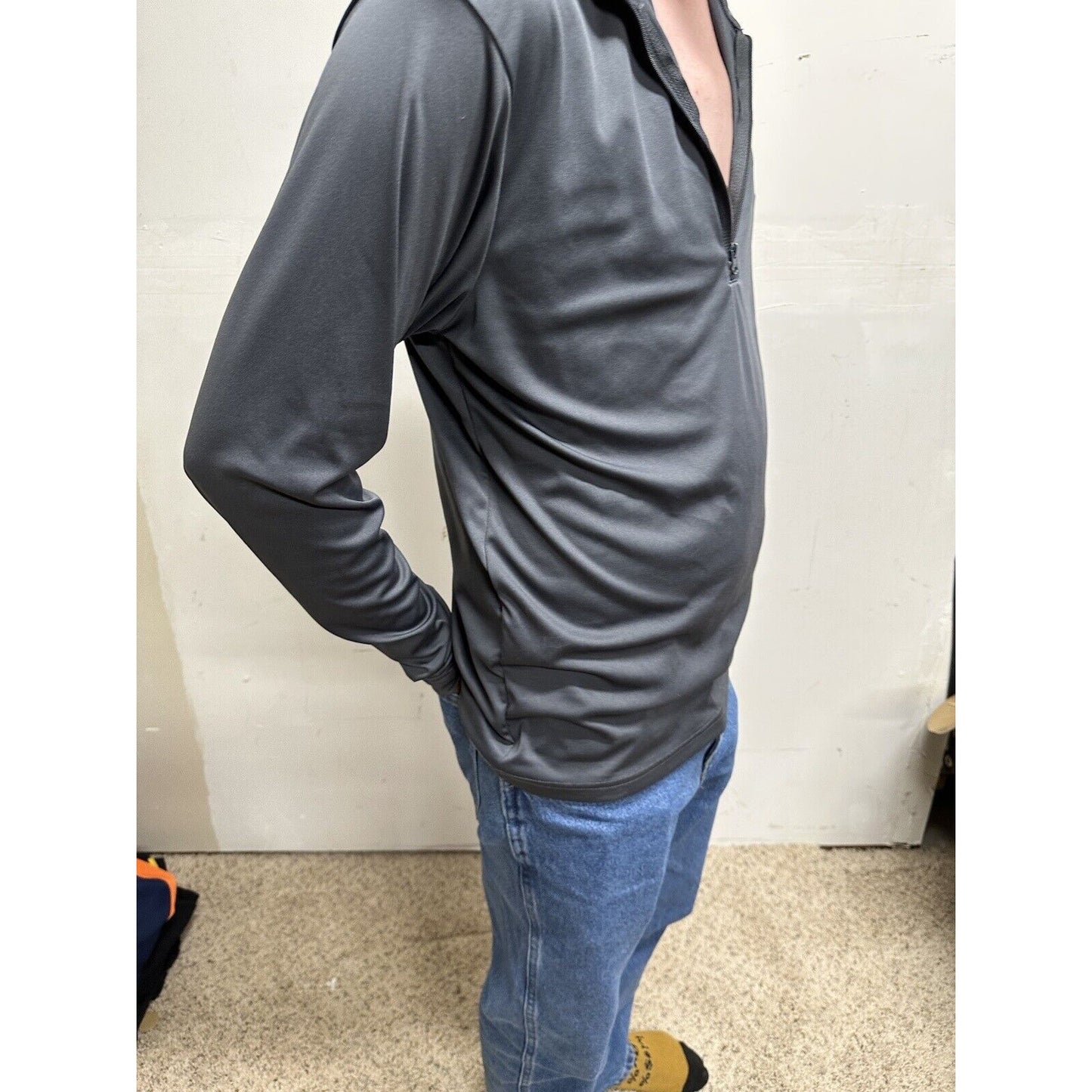 men’s gray dakota state trojans pull over long sleeve 1/4 zip shirt ~medium