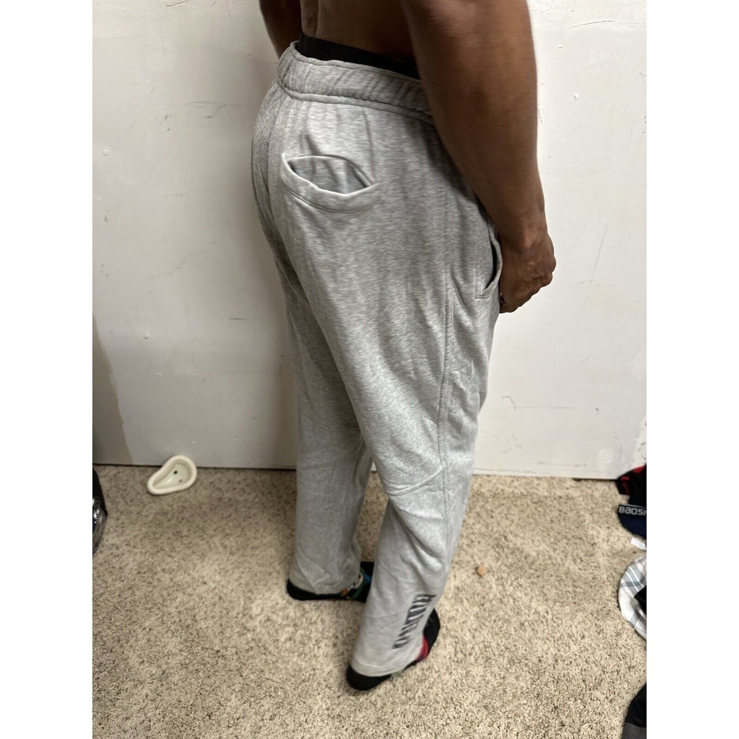 Men’s Medium Gray Puma Sweat Pants With Pockets