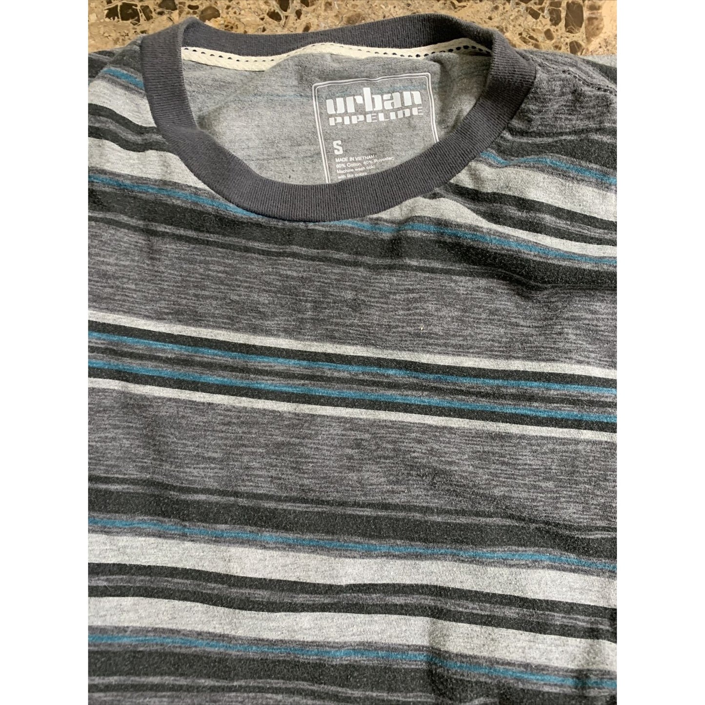 Urban Pipeline Men’s Gray Striped Short Sleeve Ultimate Tee Men’s Size S