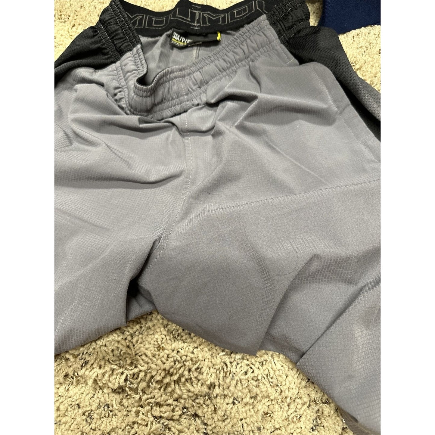 Men’s Gray And Black Under Armour Small Athletic Shorts