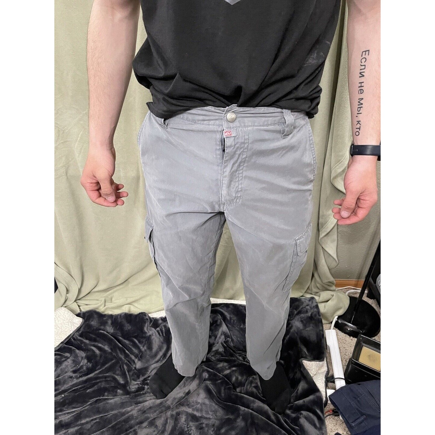 Men’s Quicksilver Gray Size 28 Pants