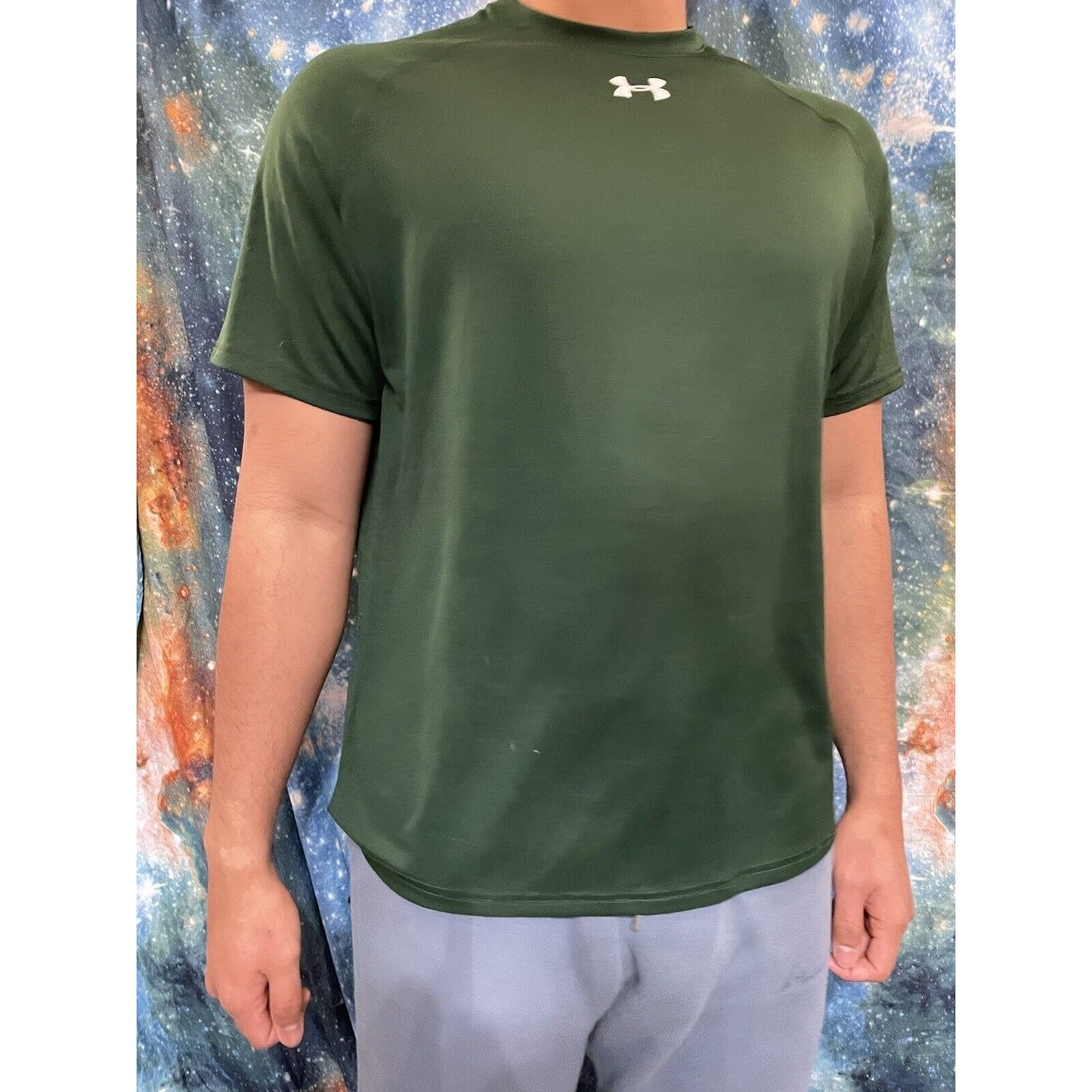 Under Armour Loose Fit Heat Gear Men LG S/S T-Shirt Green Performance Wear Logo