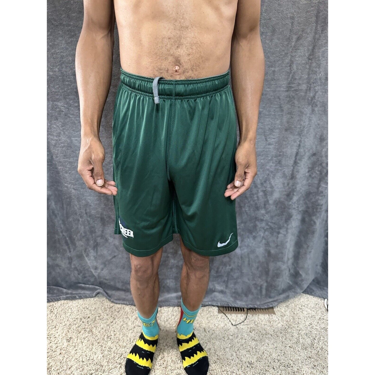 Men’s Green Nike Pine Creek High School Football Athletic Shorts Size Large