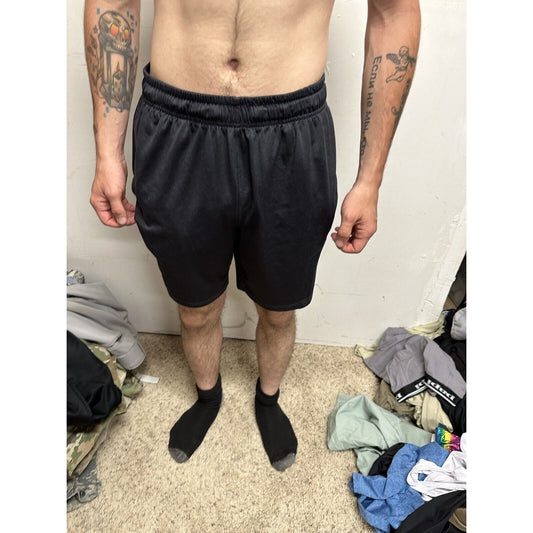 Men’s Black Medium Reebok Shorts With Pockets