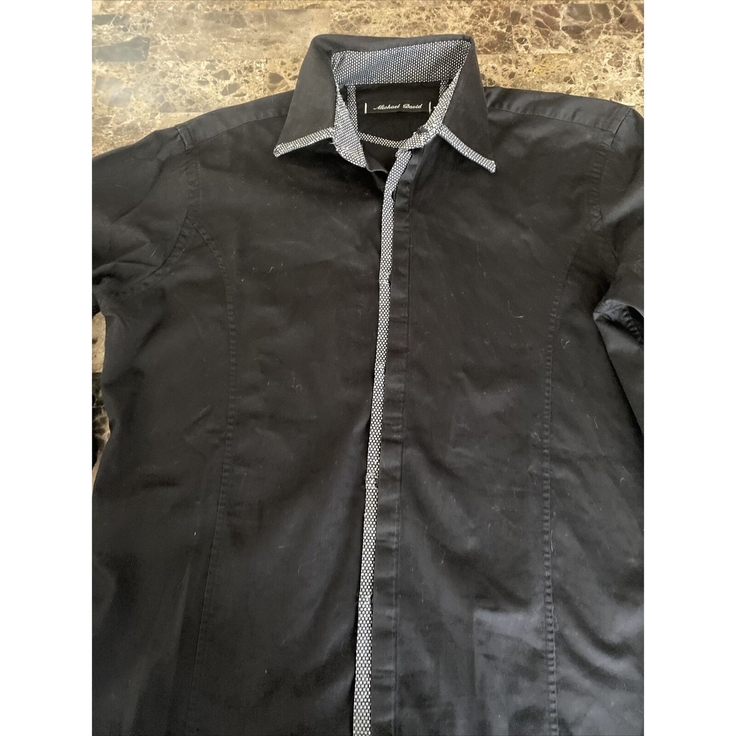 Michael David Men’s Medium Black Button-down Long Sleeves Shirt