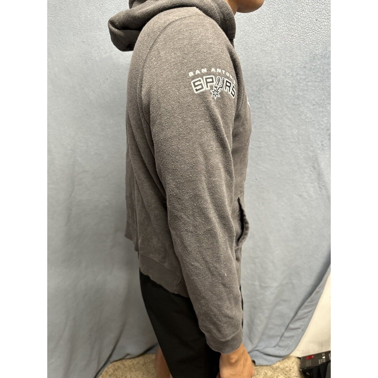 Men’s Large Gray NBA Store Pullover Hoodie San Antonio Spurs Garcia #5