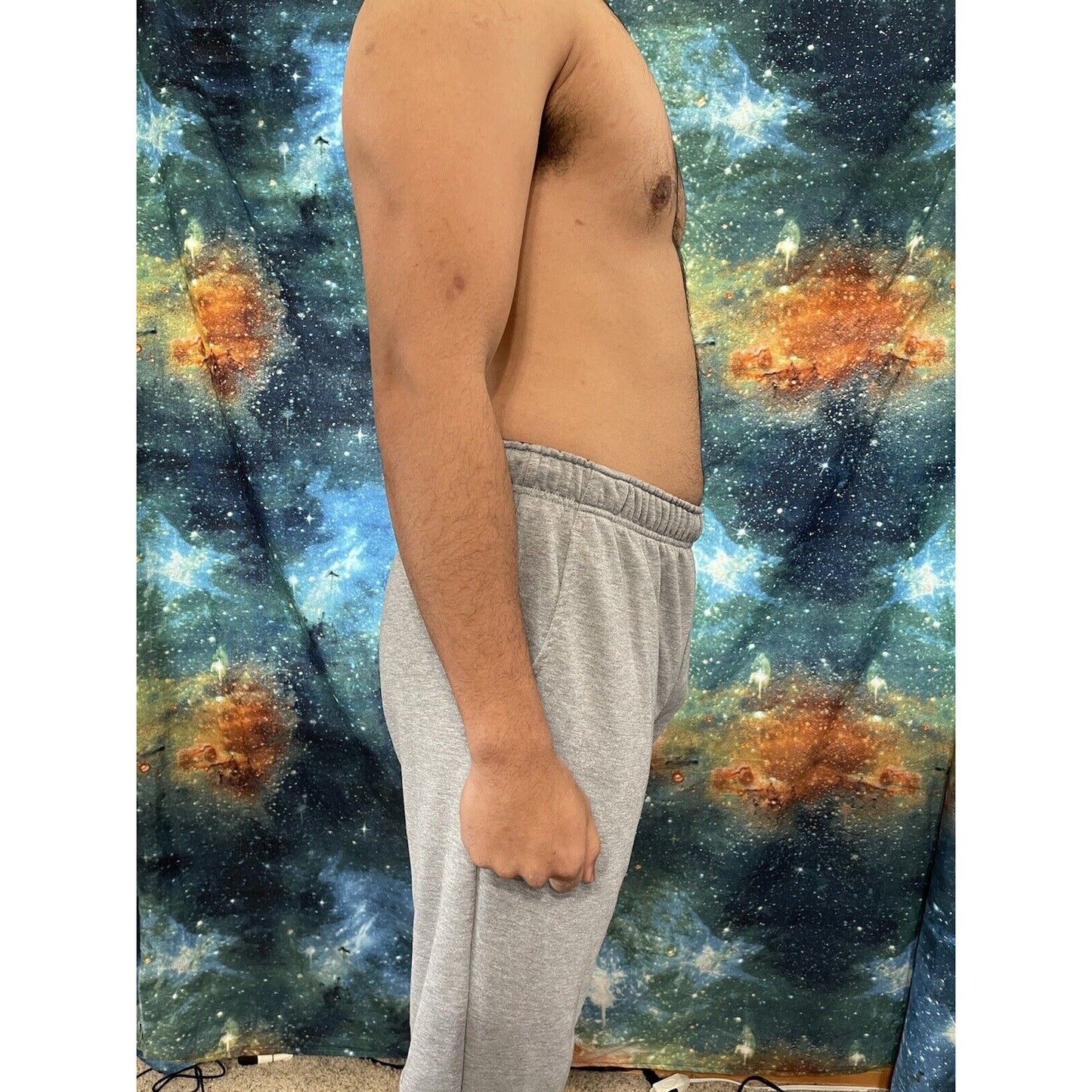 Men’s Nike Drifit Large Sweatpants Gray