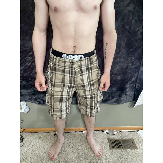 Men’s Arizona Jean Company Tan Plaid Shorts Size 31
