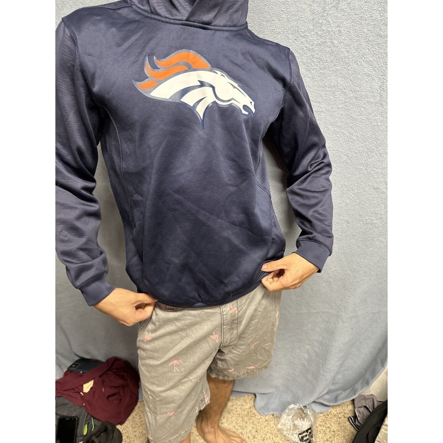 Boys Denver Broncos XL Size 18 Blue Pullover Hoodie Nfl Team Apparel Hole